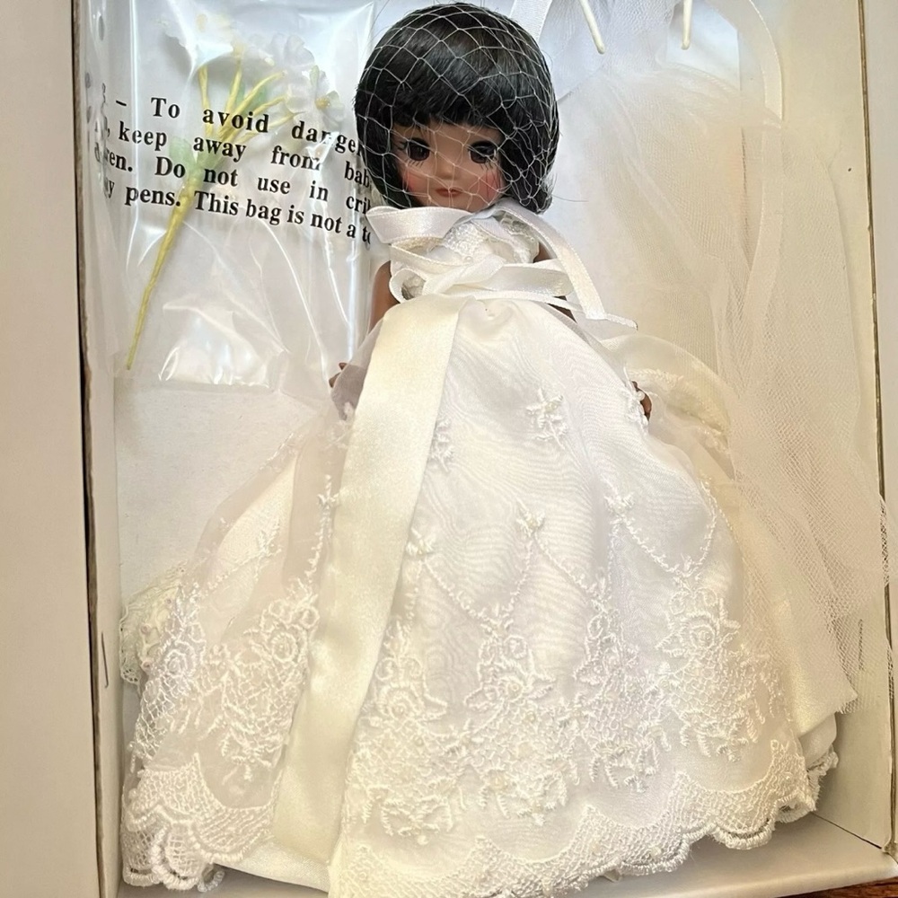 Tonner Betsy McCall Collector Doll Make Believe Bride African American Dru Doll